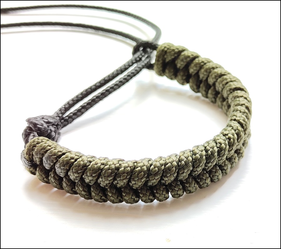 Fishtail Survival Bracelet